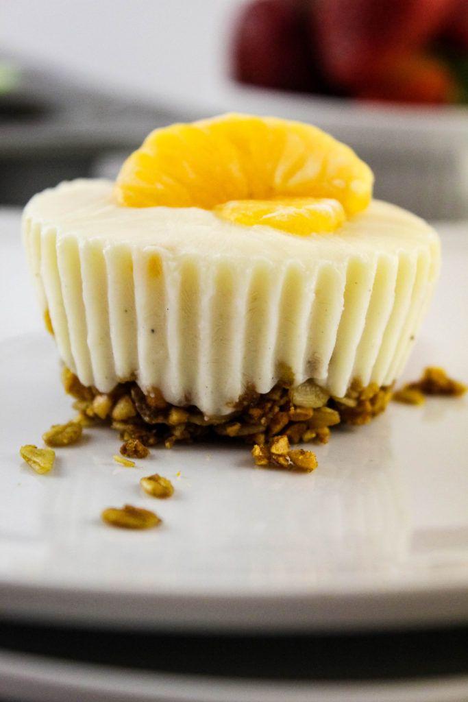Frozen Yogurt Granola Cups