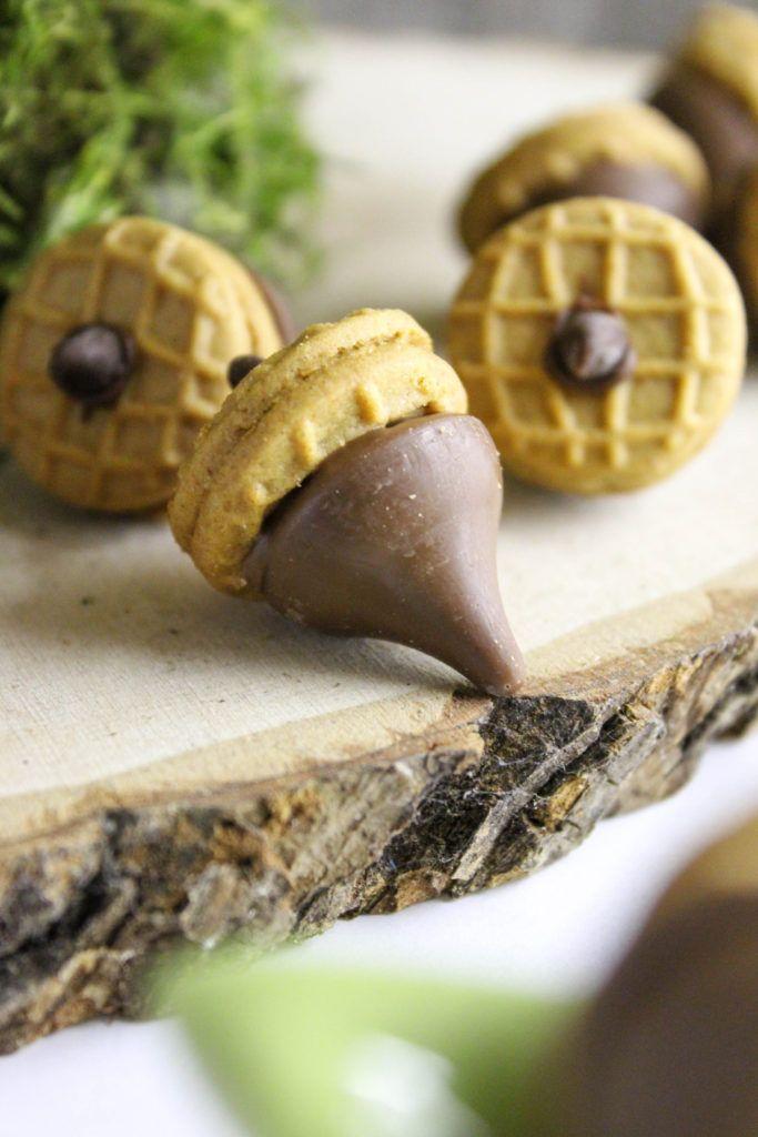 Acorn Kisses Treats