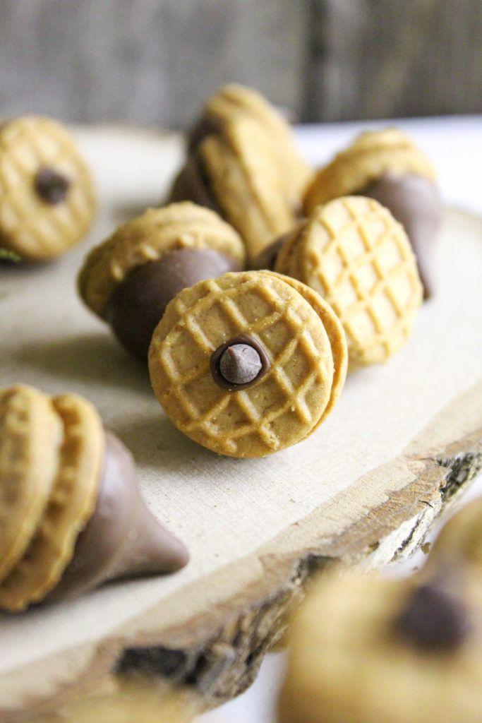 Acorn Kisses Treats