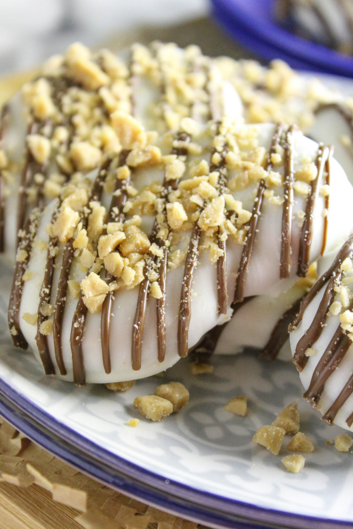 Chocolate Covered Peanut Butter Pretzels