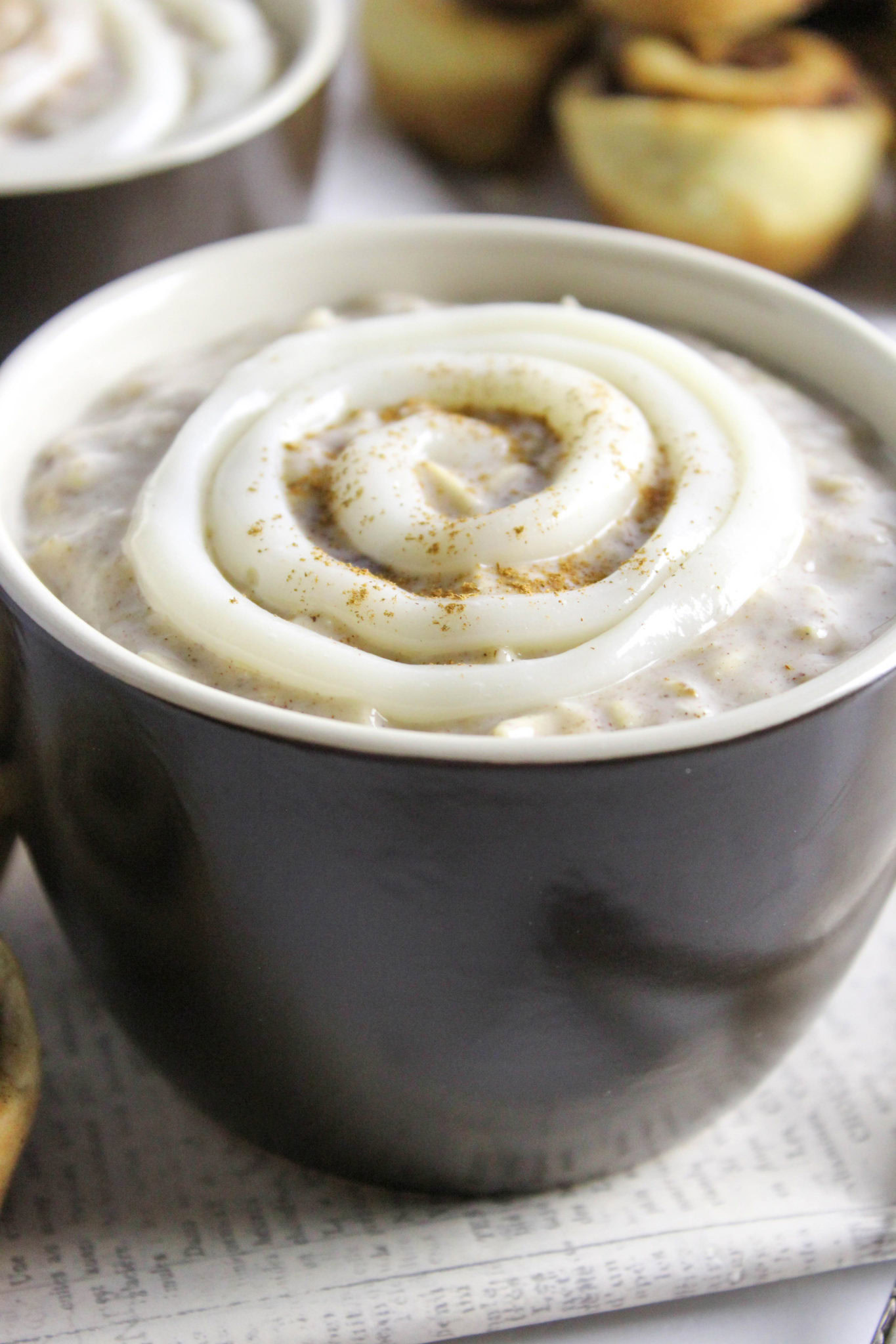 Cinnamon Roll Overnight Oats