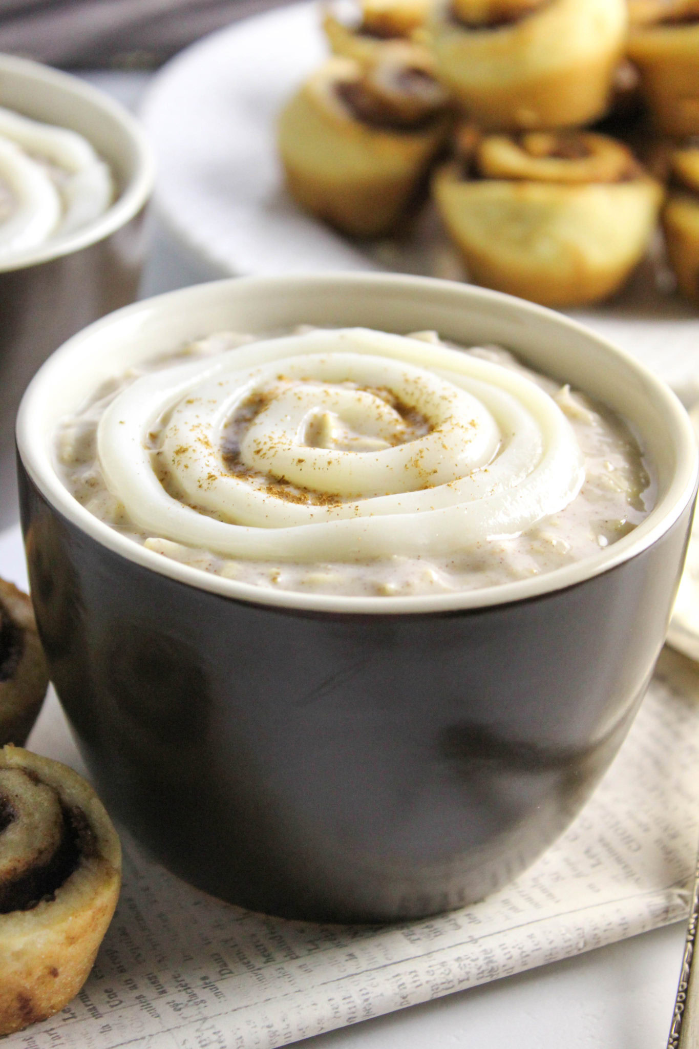 Cinnamon Roll Overnight Oats