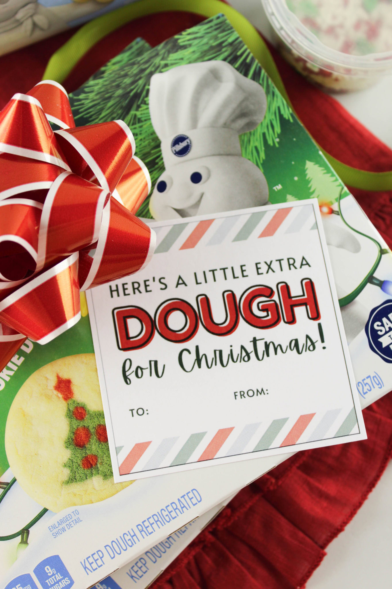 A Little Extra Dough for Christmas Free Printable Gift Tag