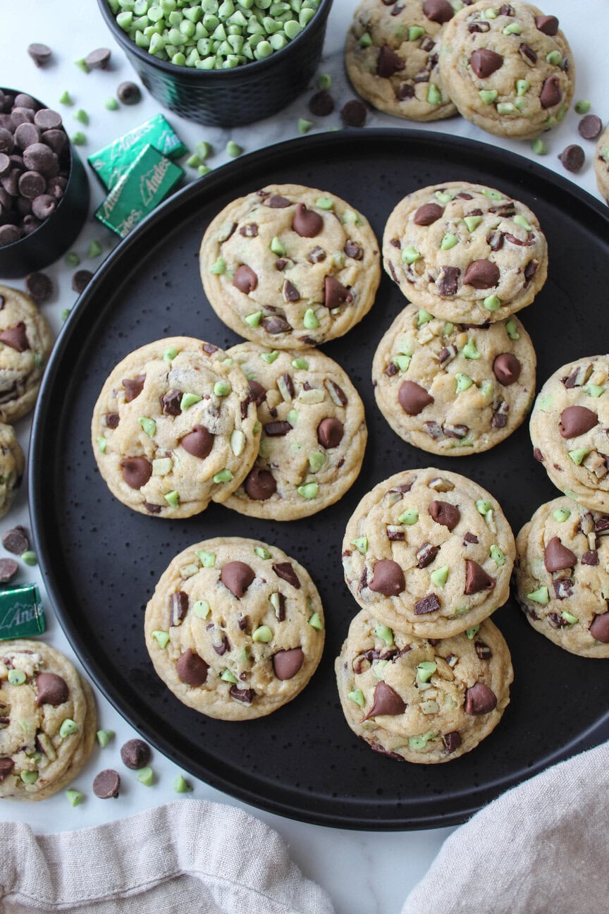 Mint Chocolate Chip Cookies