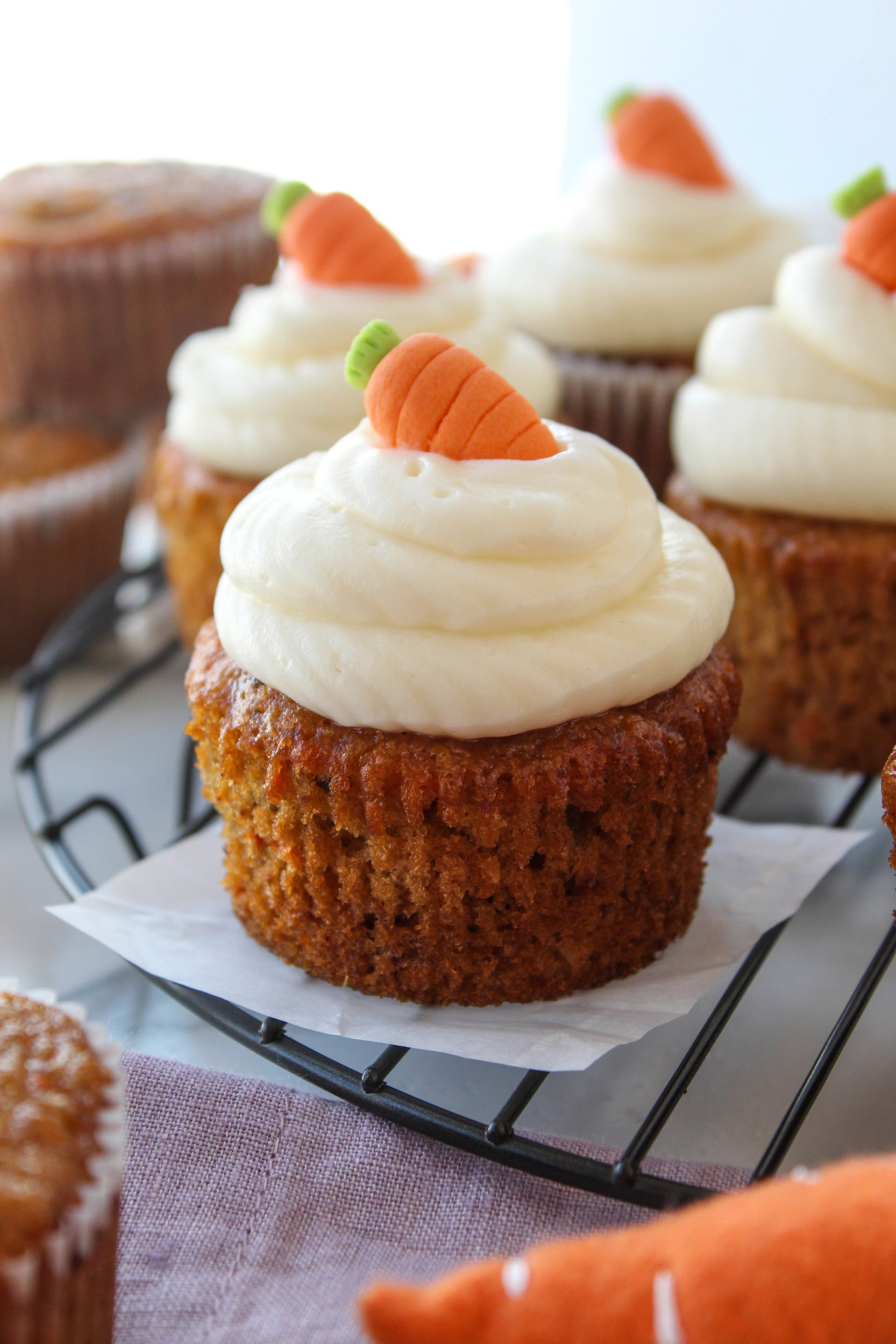 Carrot cake cupcakes