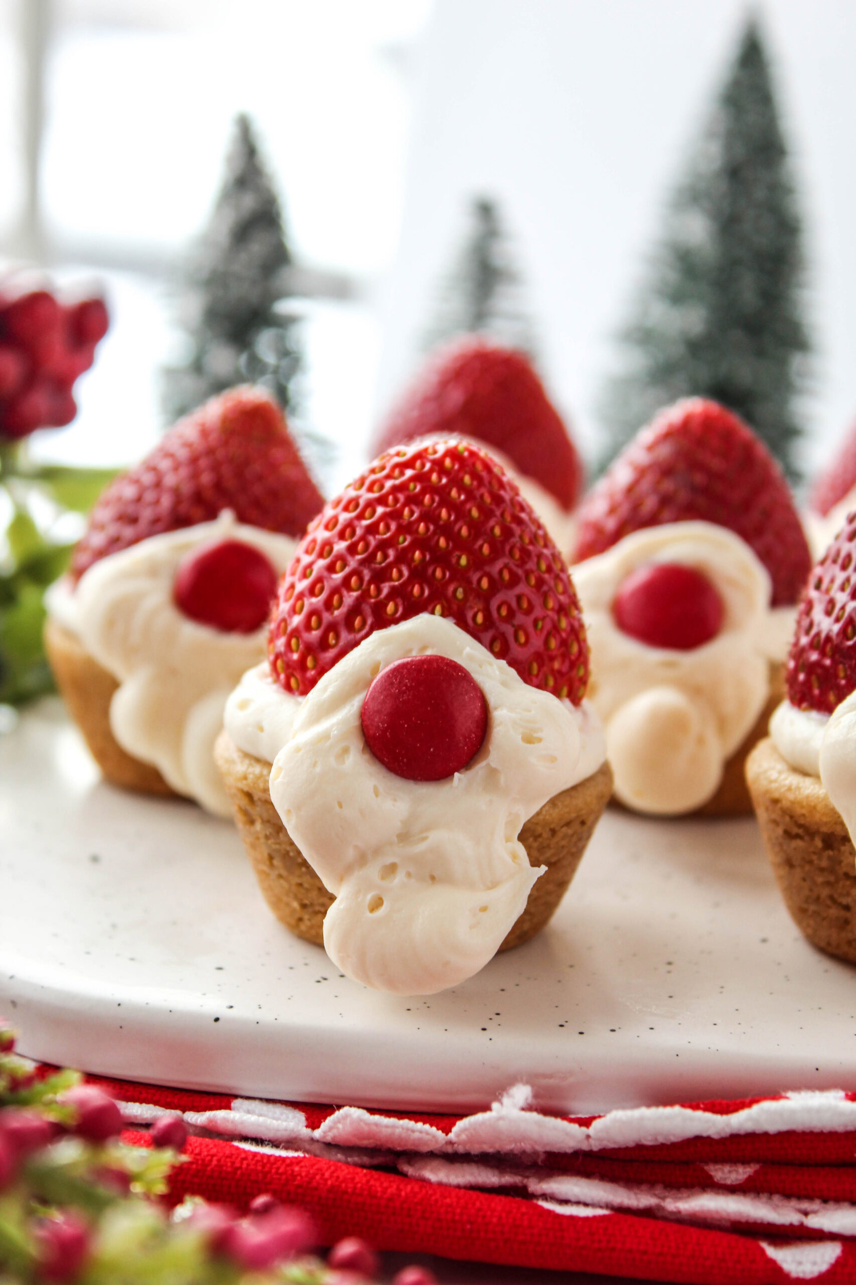 Gnome Cookie Cups