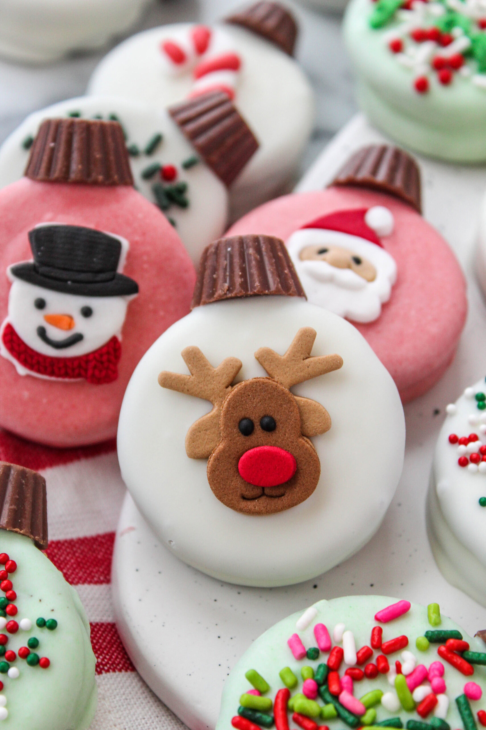 Oreo Ornament Cookies