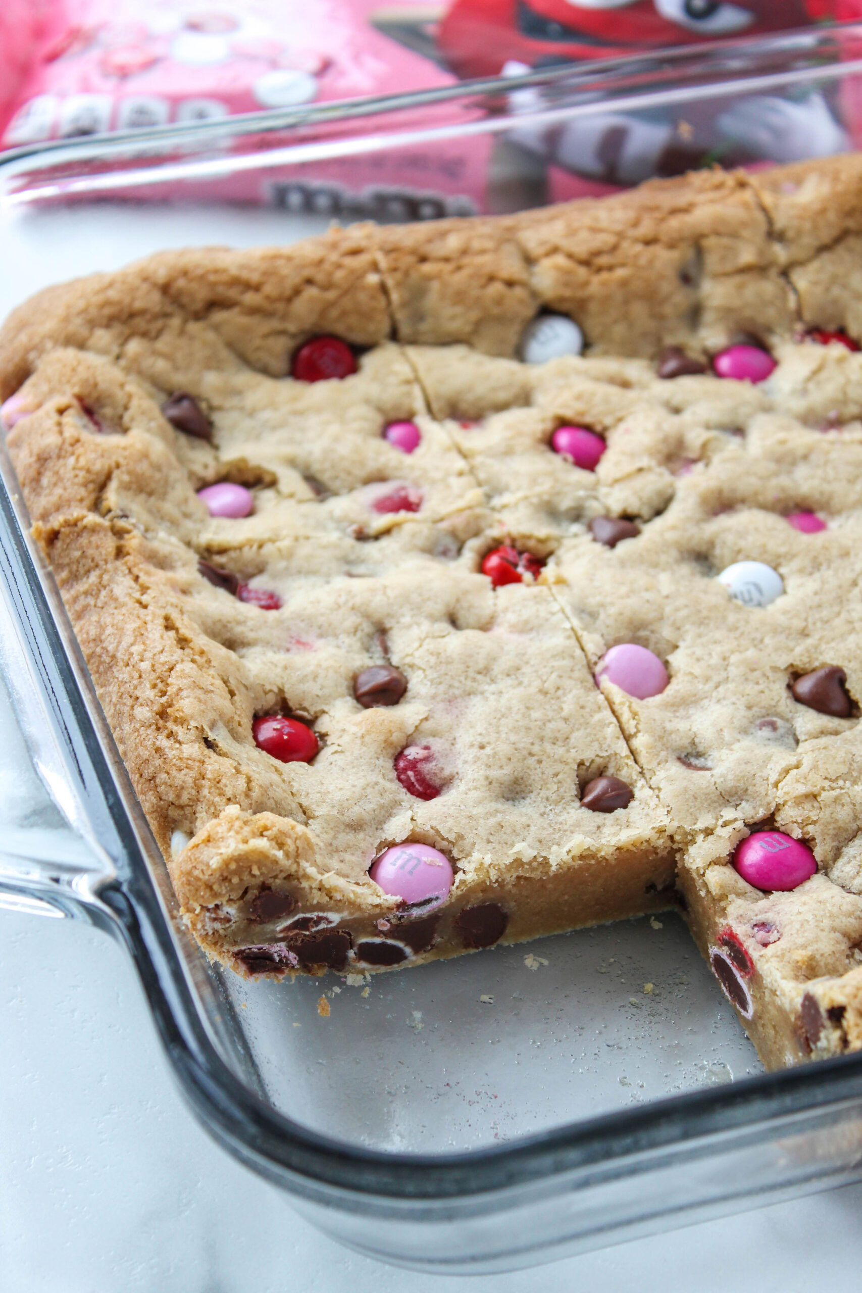 Valentine M&M Cookie Bars