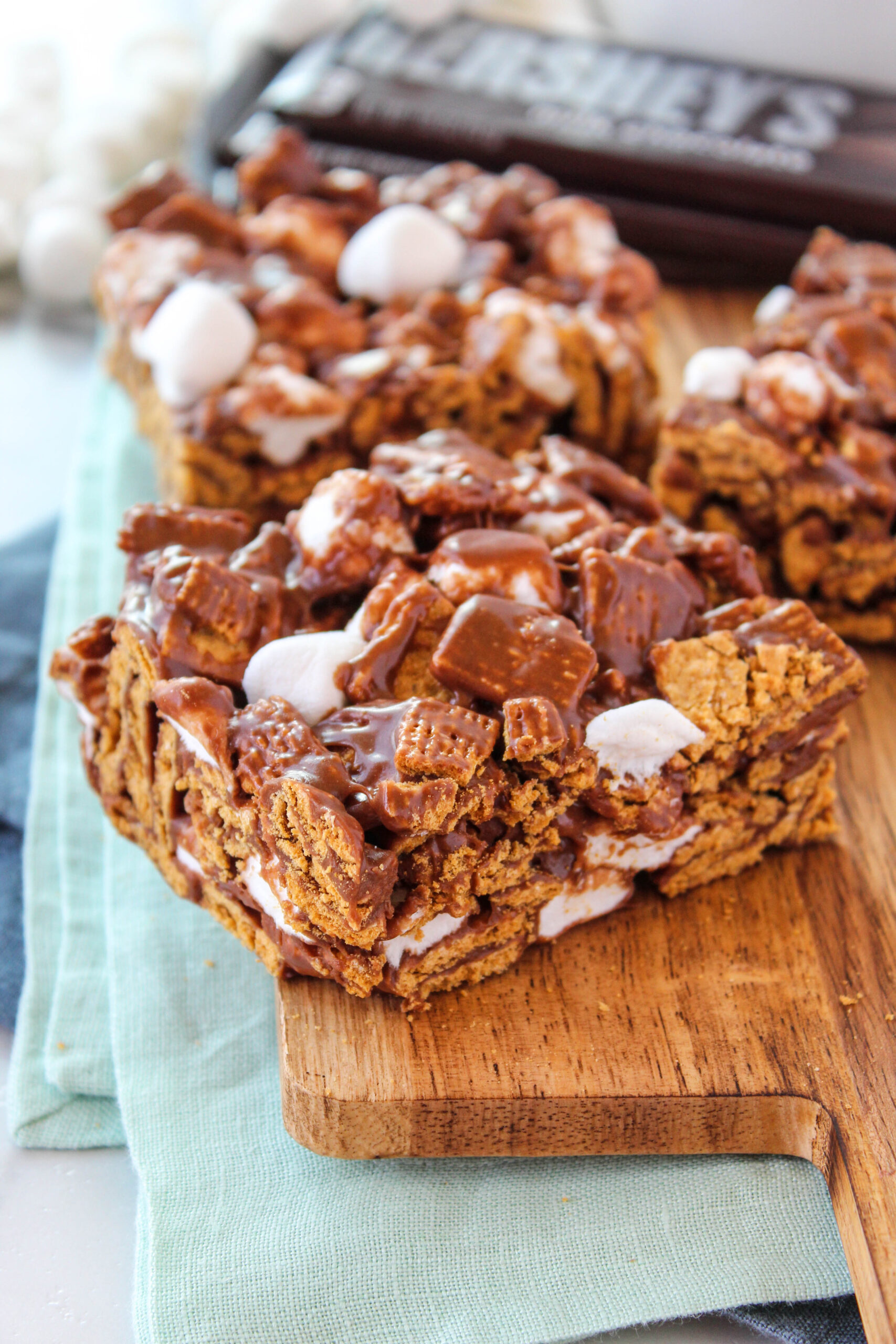 Golden Graham S'mores Bars Recipe