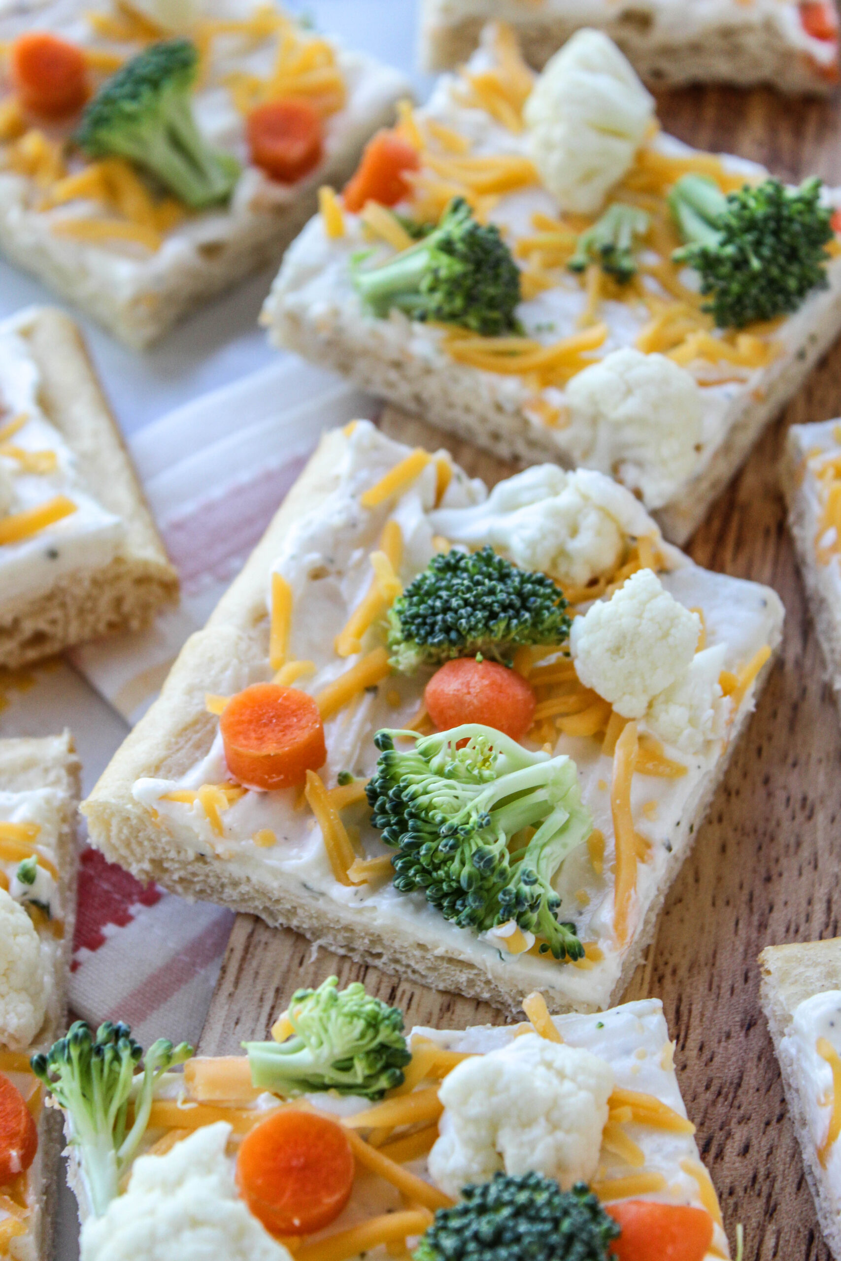 Veggie Pizza with Crescent Roll Recipe