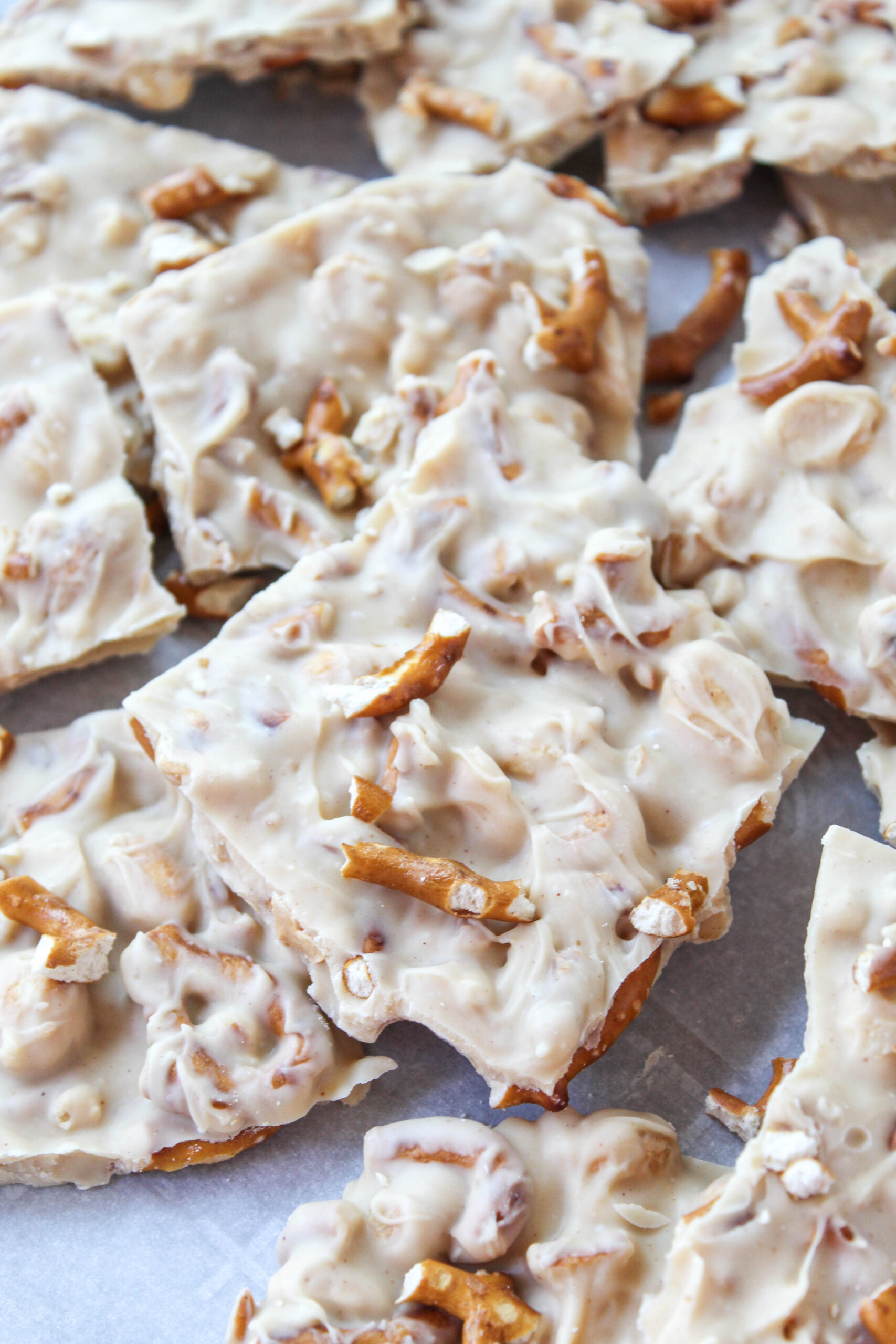 Close‑up of peanut butter pretzel bark showing chocolate and pretzel crunch