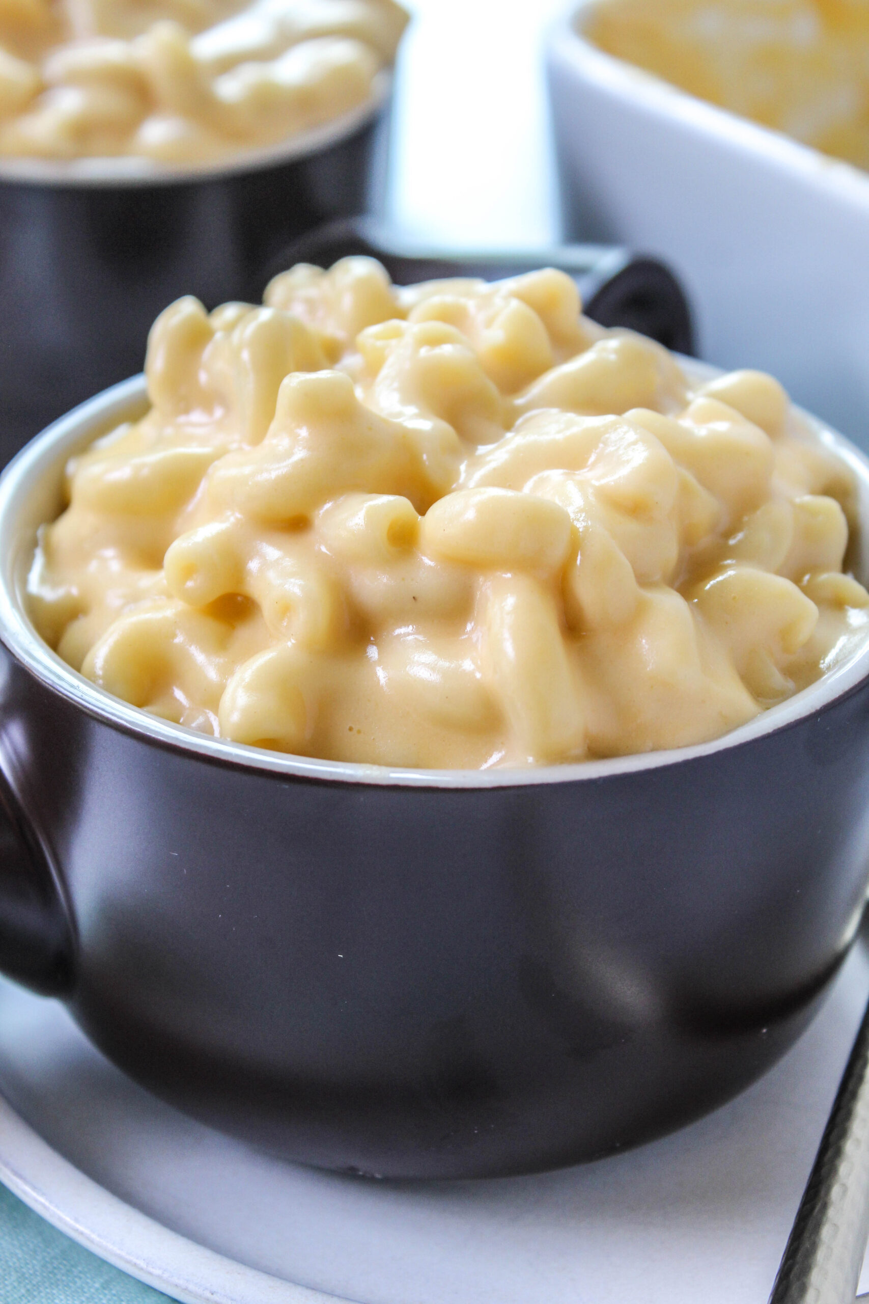 Rich and creamy baked mac and cheese with tender pasta