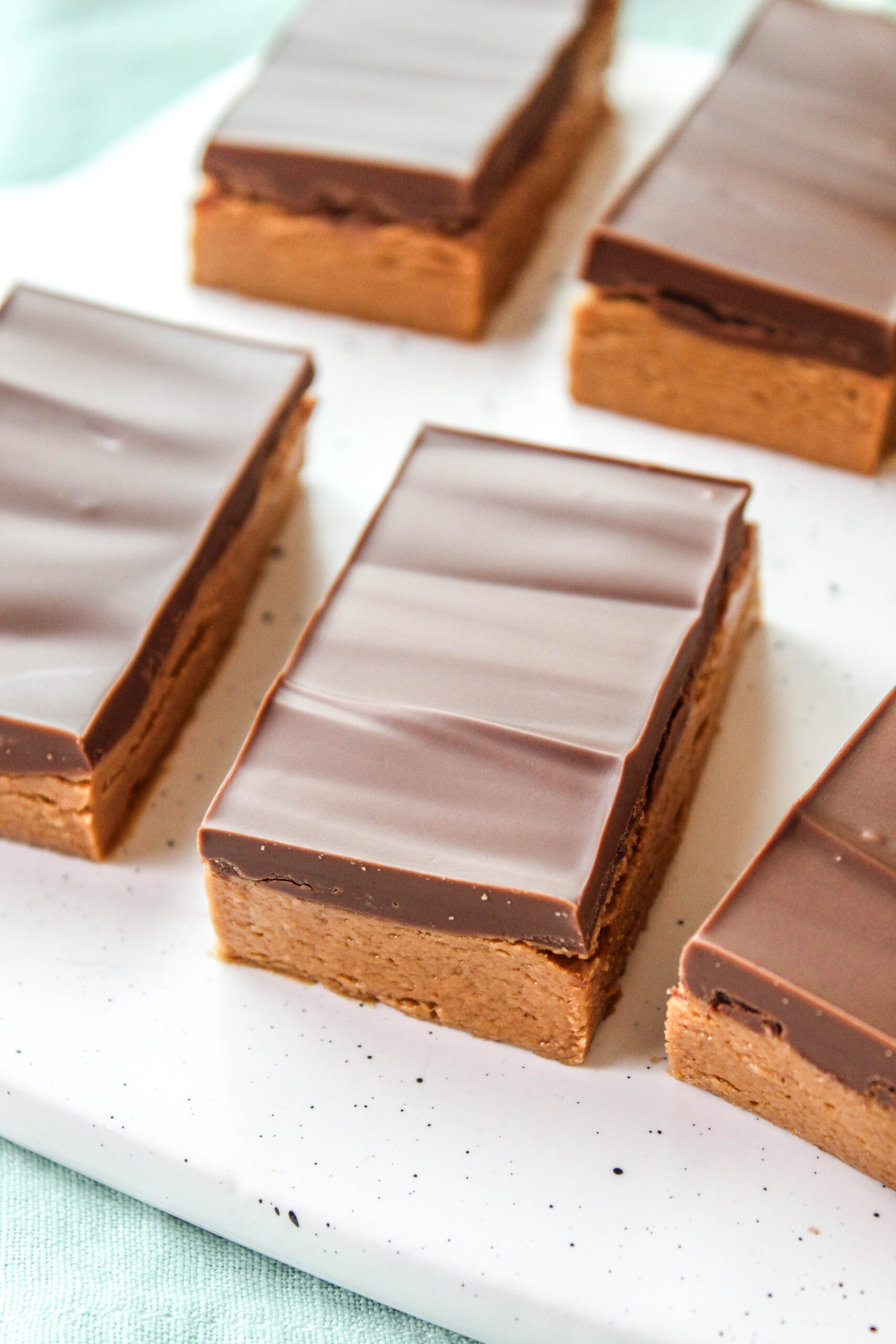 Easy homemade protein bars recipe