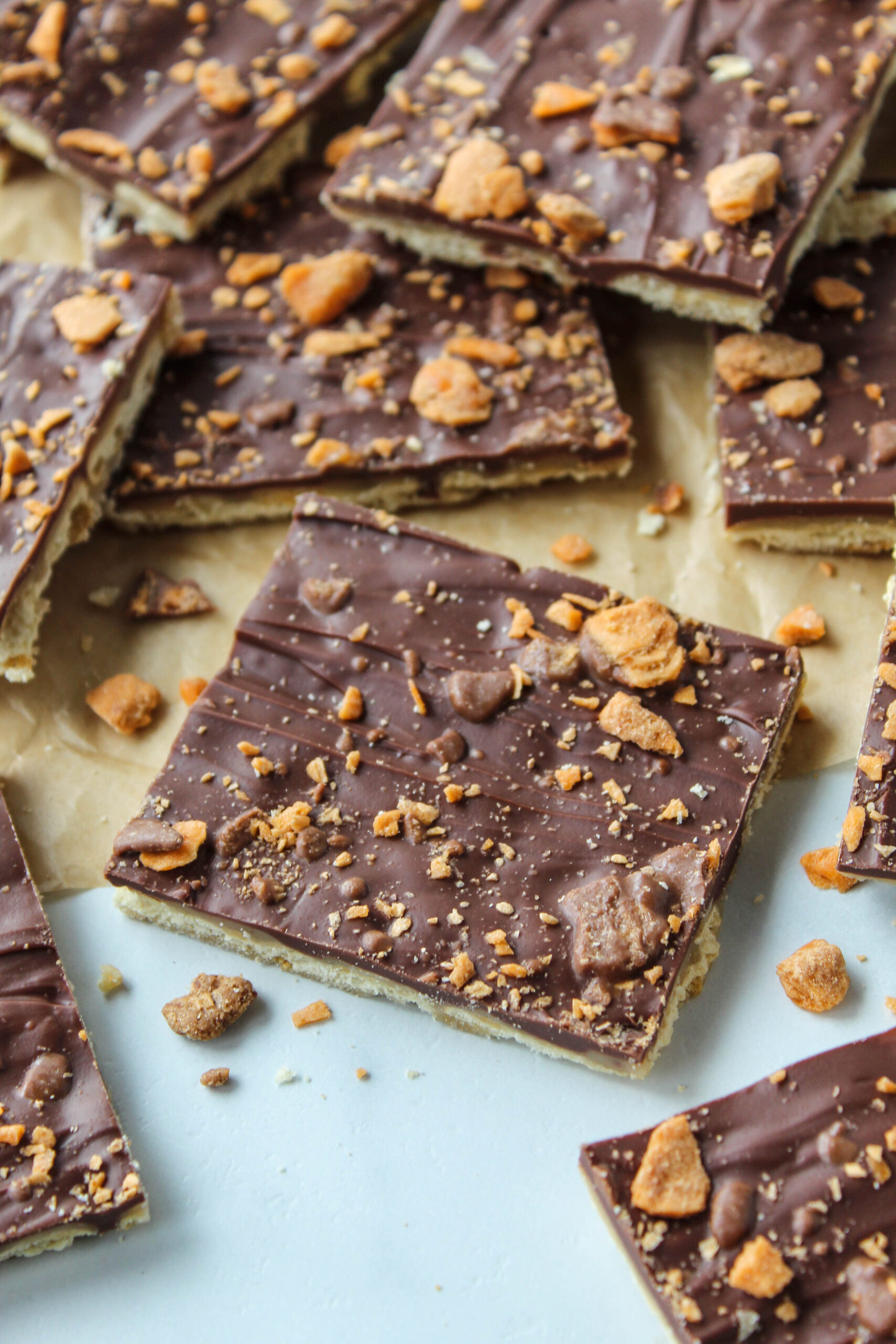 Butterfinger Saltine Toffee