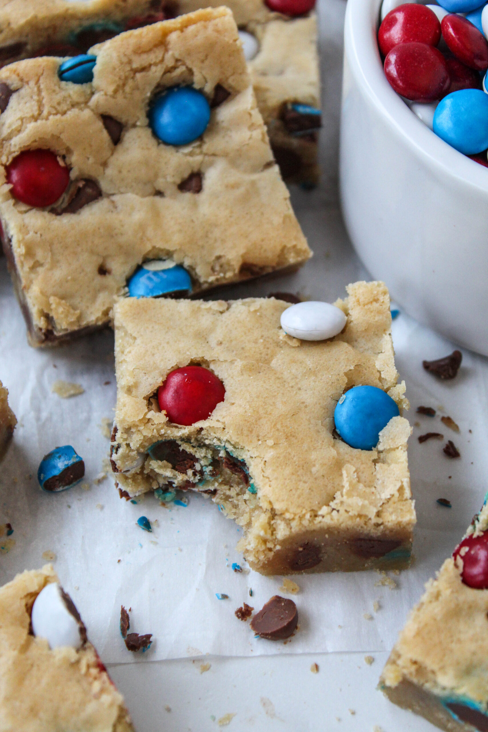 4th of July M&M Cookie Bar Recipe