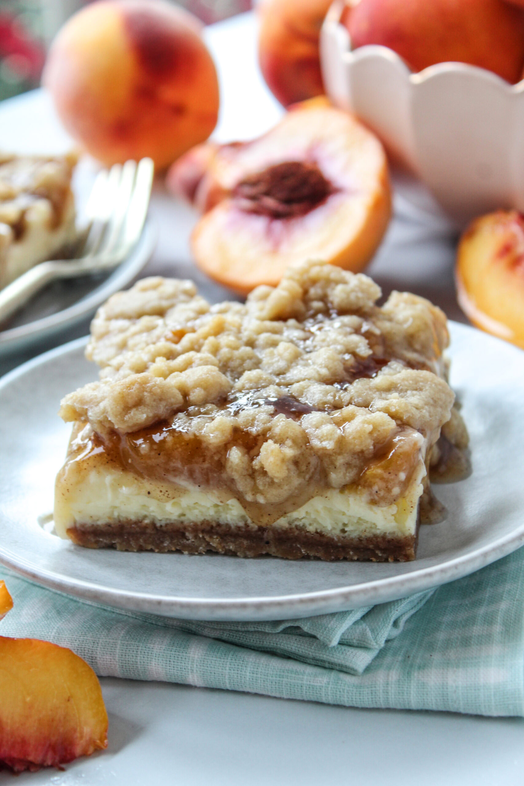 Peach Cobbler Cheesecake Bars Recipe