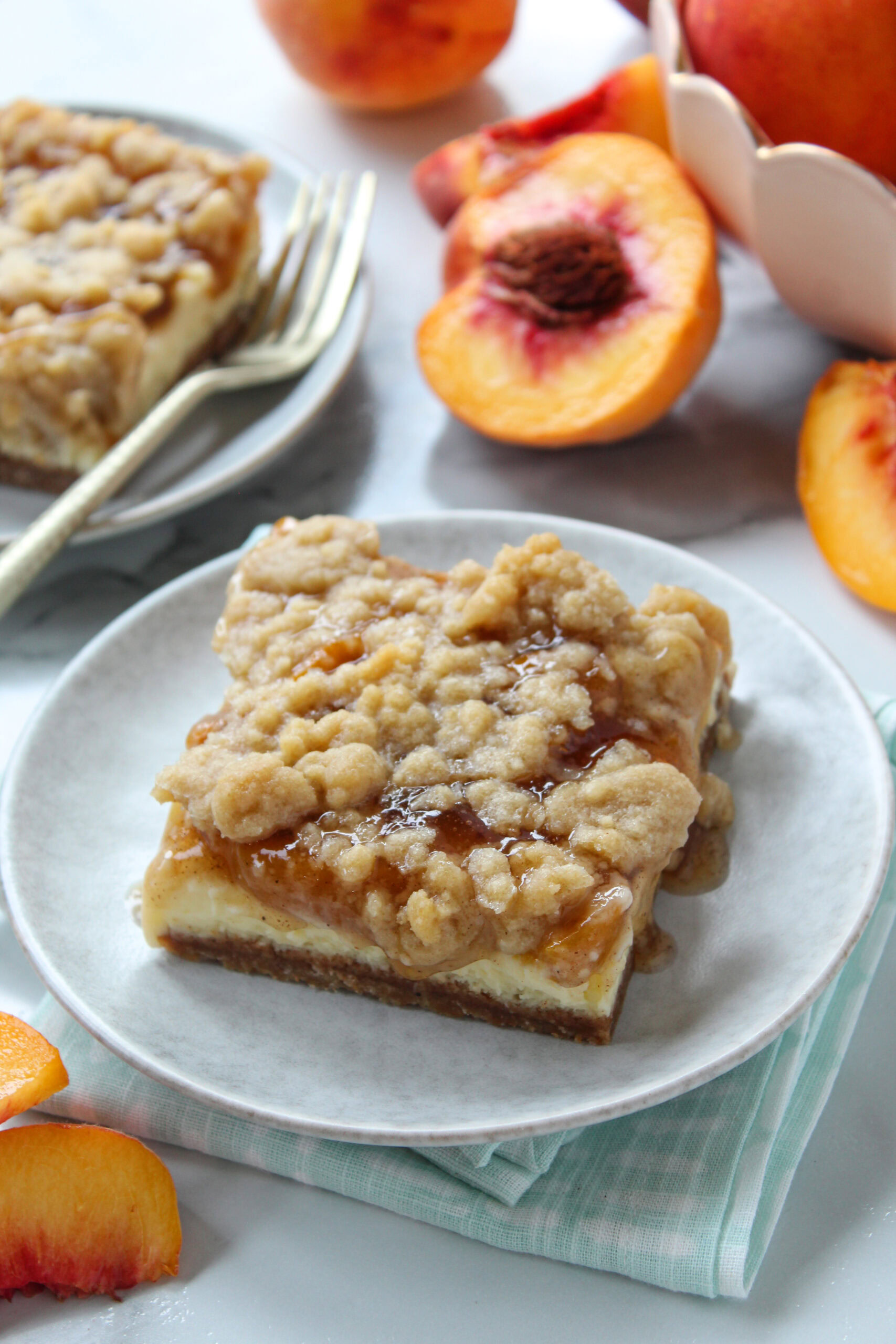 Peach Cobbler Cheesecake Bars Recipe