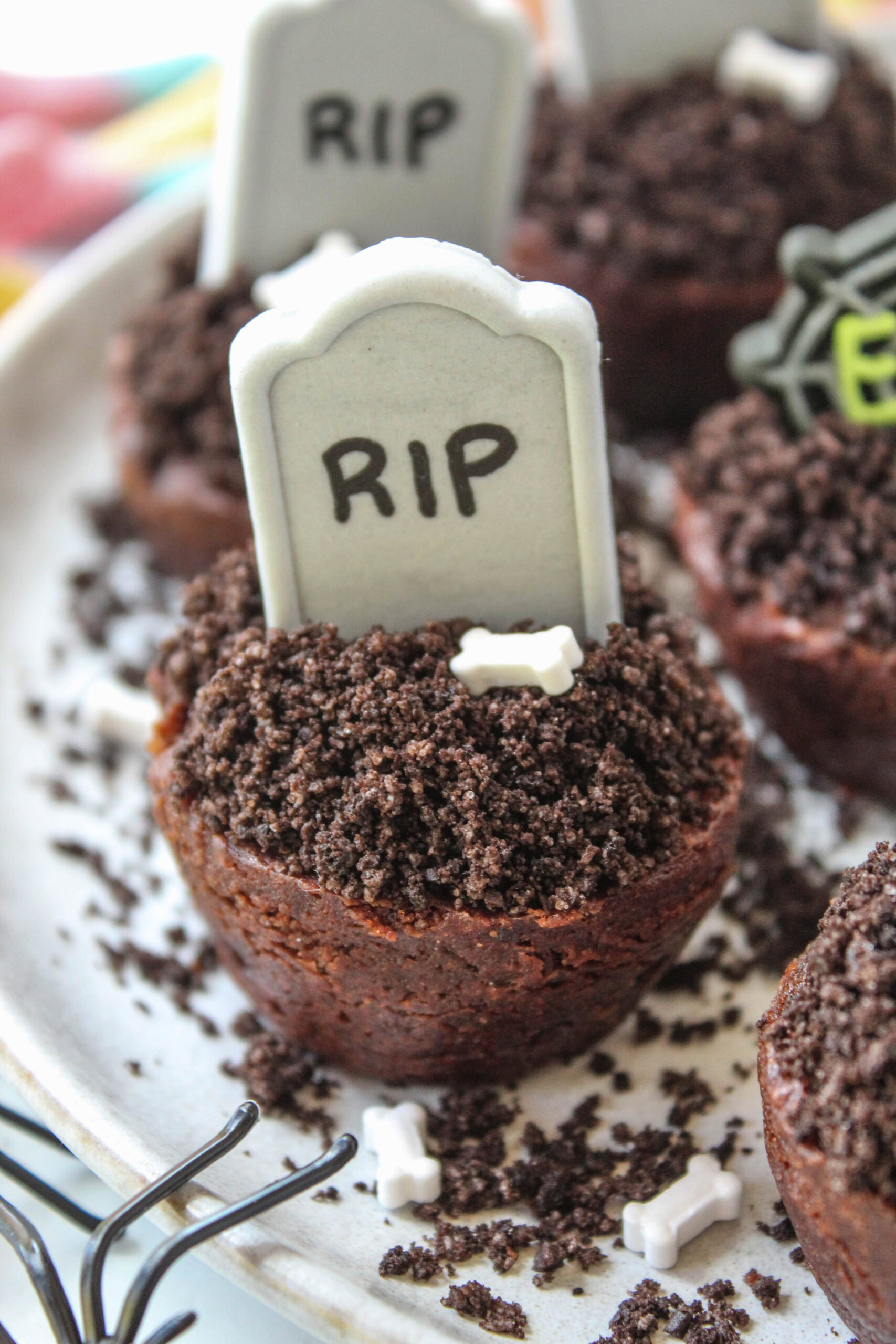 Graveyard Brownie Bites