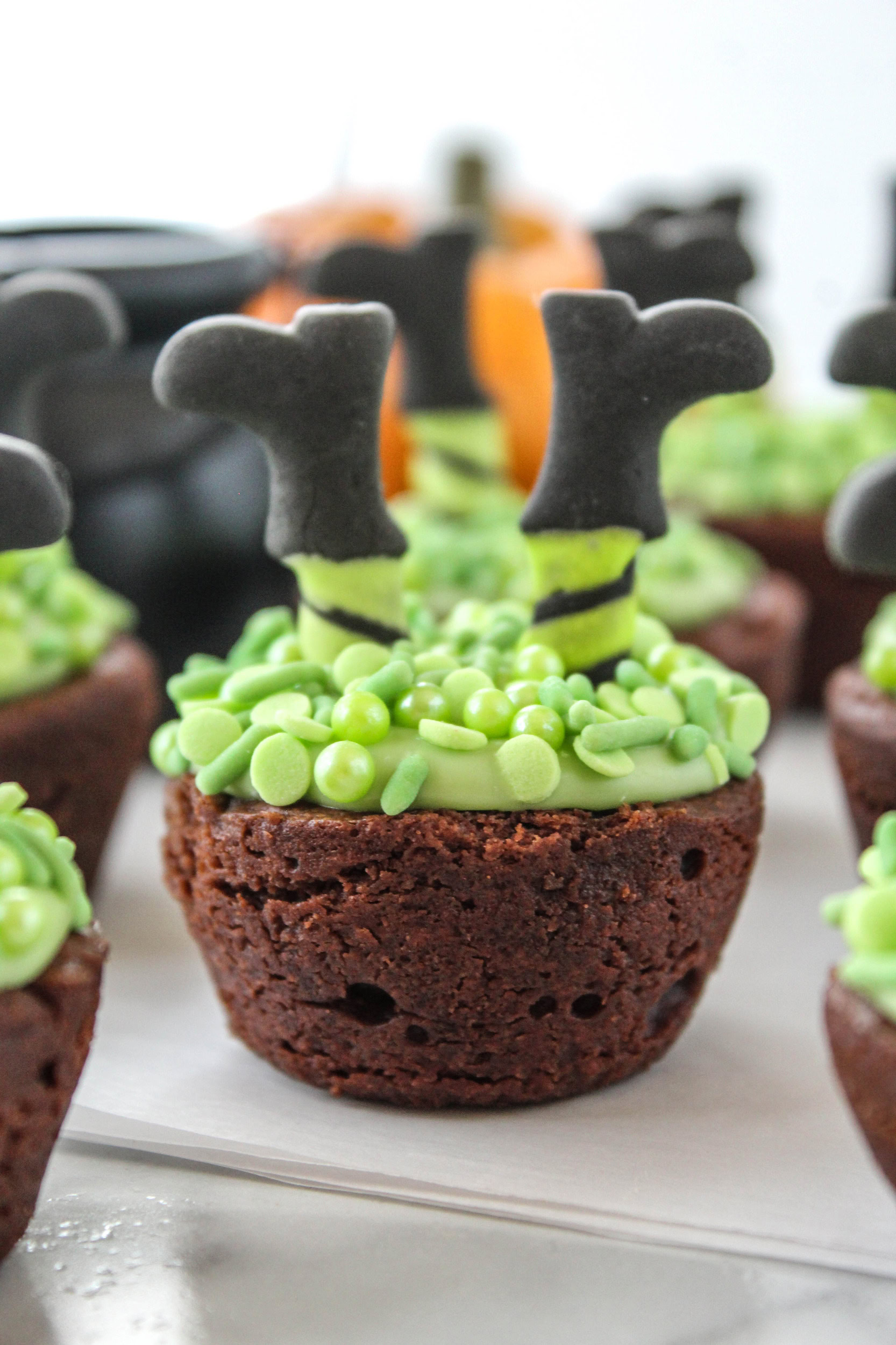 Witch Cauldron Brownie Bites