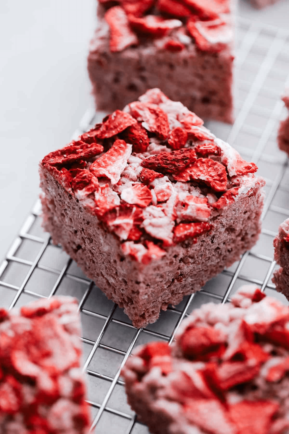 Strawberry Rice Krispie Treats