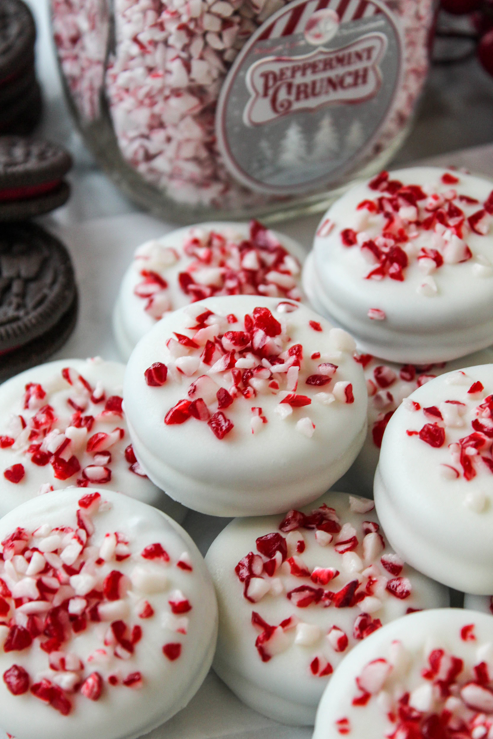 White Chocolate Peppermint Oreos