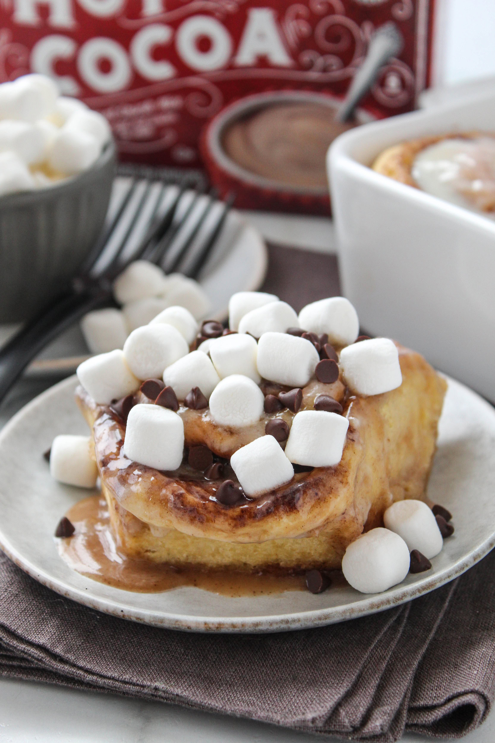Easy Hot Cocoa Cinnamon Rolls