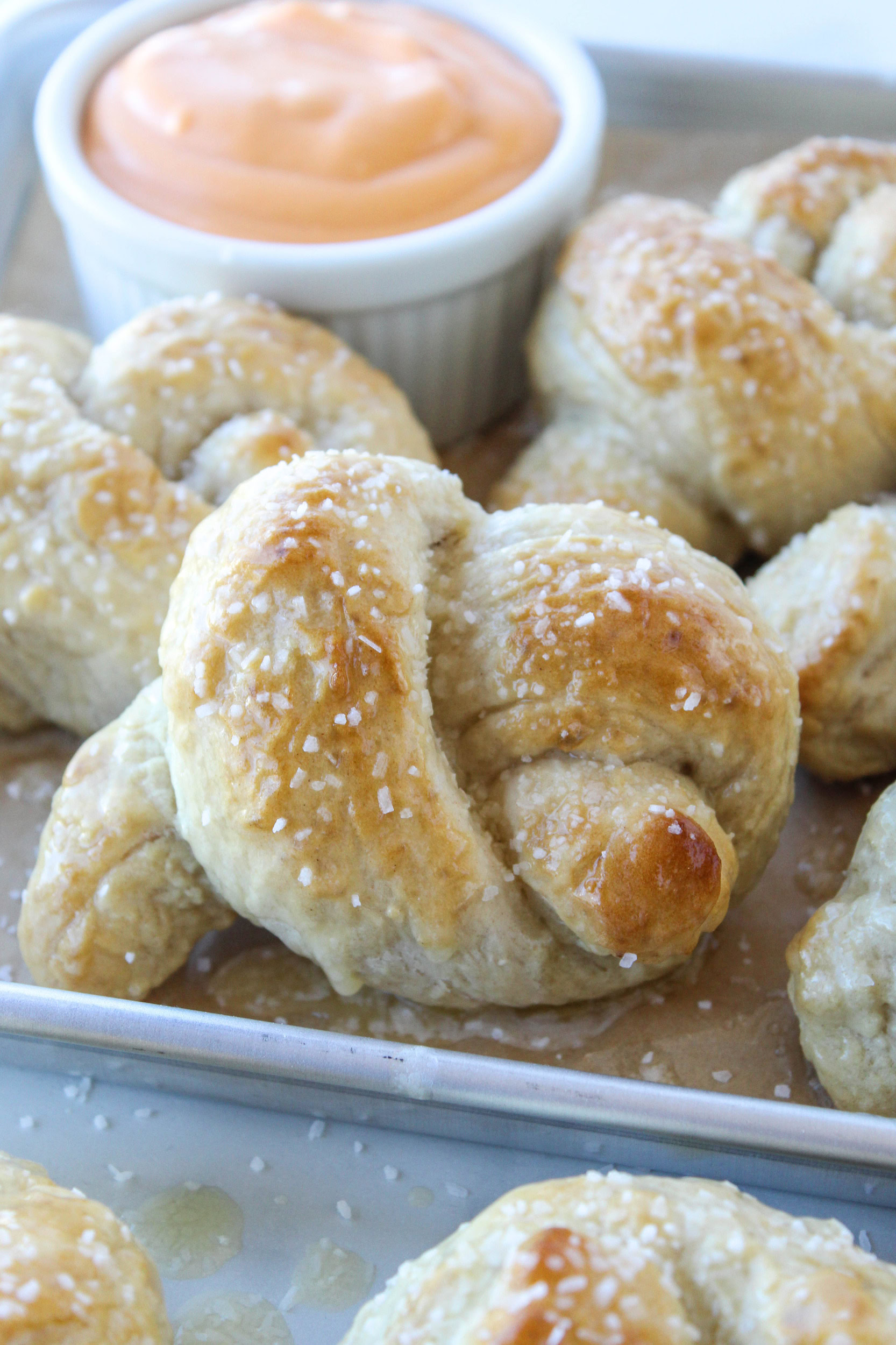 Easy Homemade Soft Pretzels