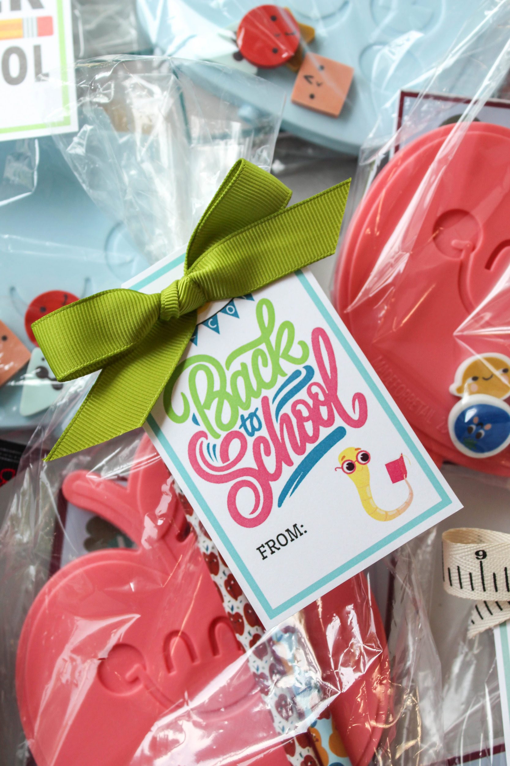 Free printable welcome back to school gift tags with colorful school supply illustrations