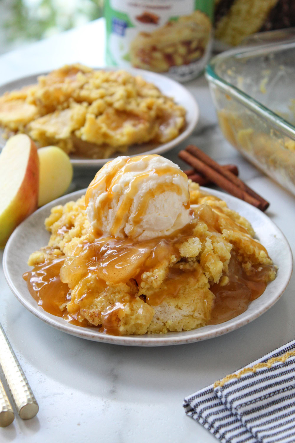 Apple Pie Dump Cake