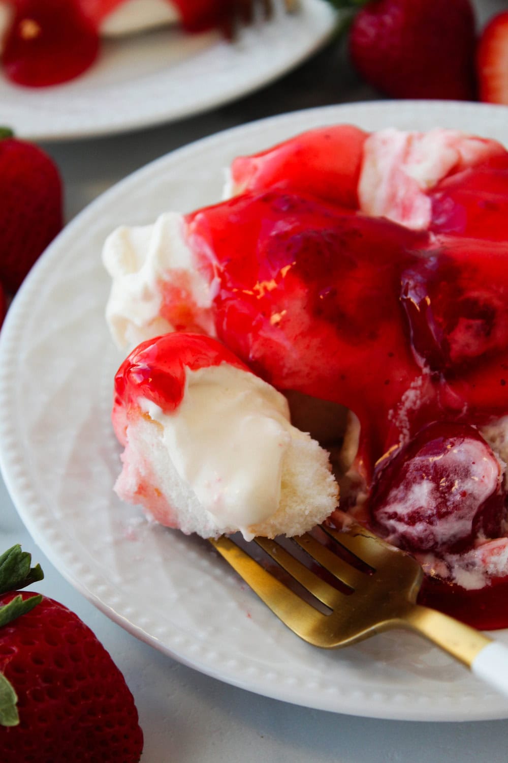 Easy Strawberry Angel Food Cake Lush (Best Recipe!)