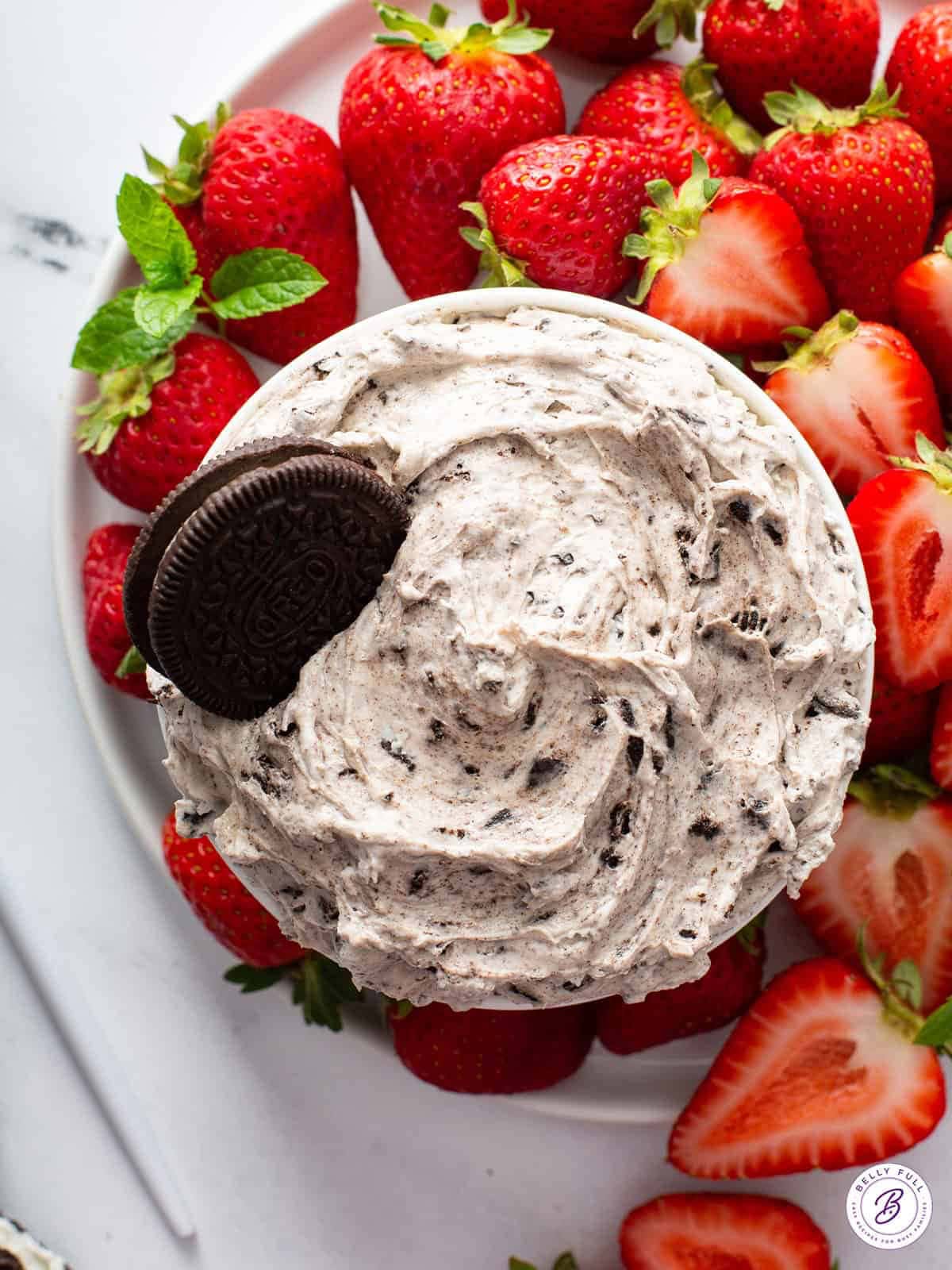 20 Easy Game Day Dips That Will Make You the MVP of the Party