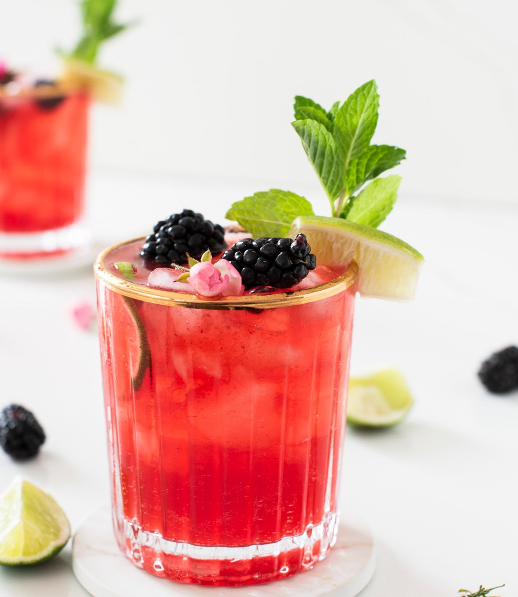 20 Refreshing Summer Drinks for Parties & BBQ’s