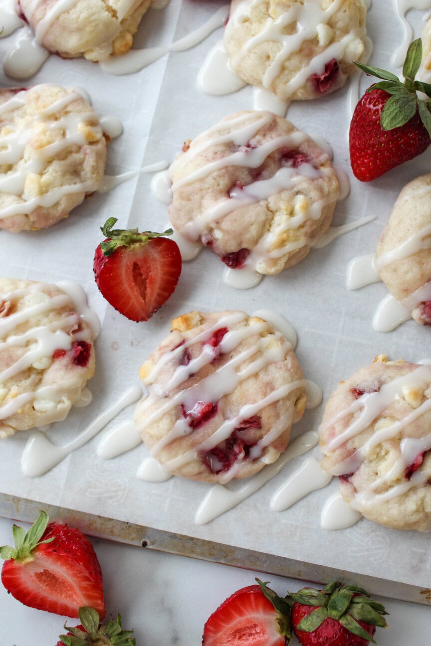 Strawberry shortcake cookies topped with white chocolate drizzle