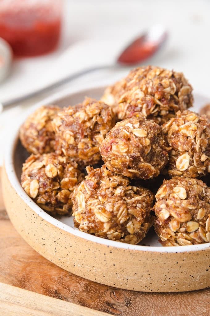 Peanut Butter & Jelly Bites {4- Ingredients}