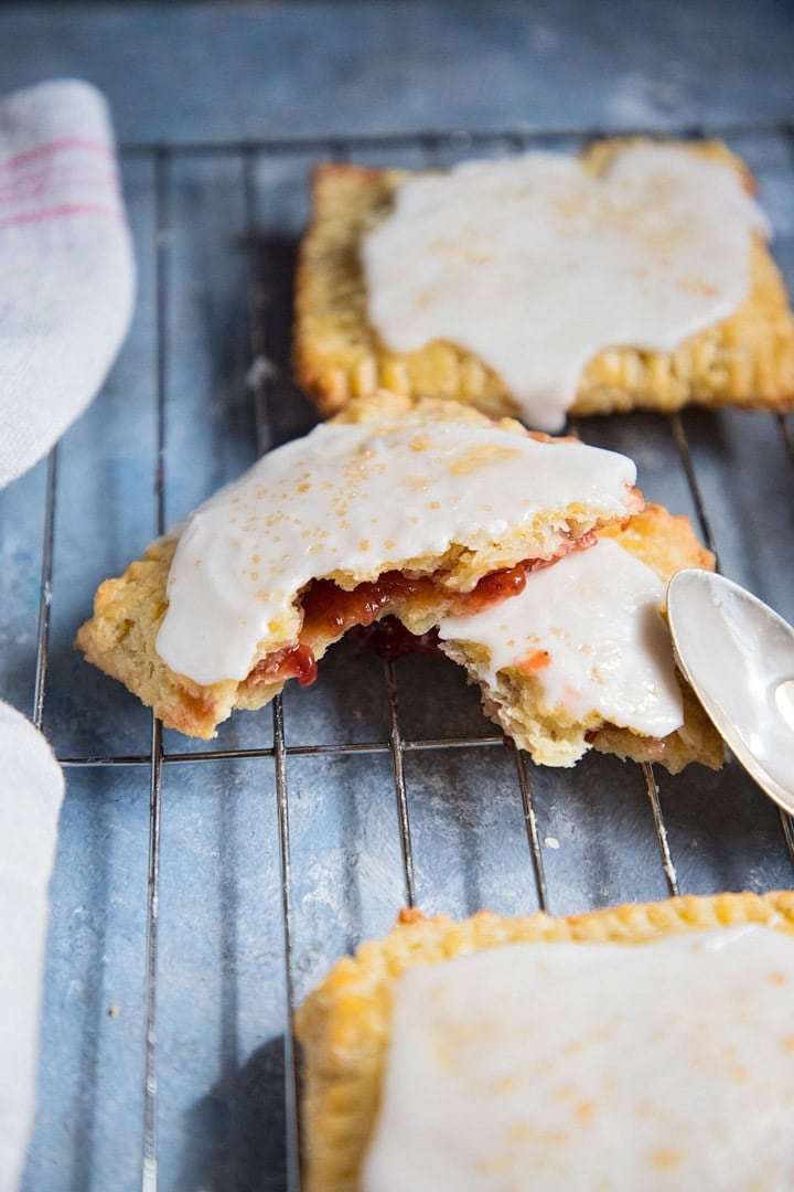 Homemade Frosted Strawberry Pop Tarts
