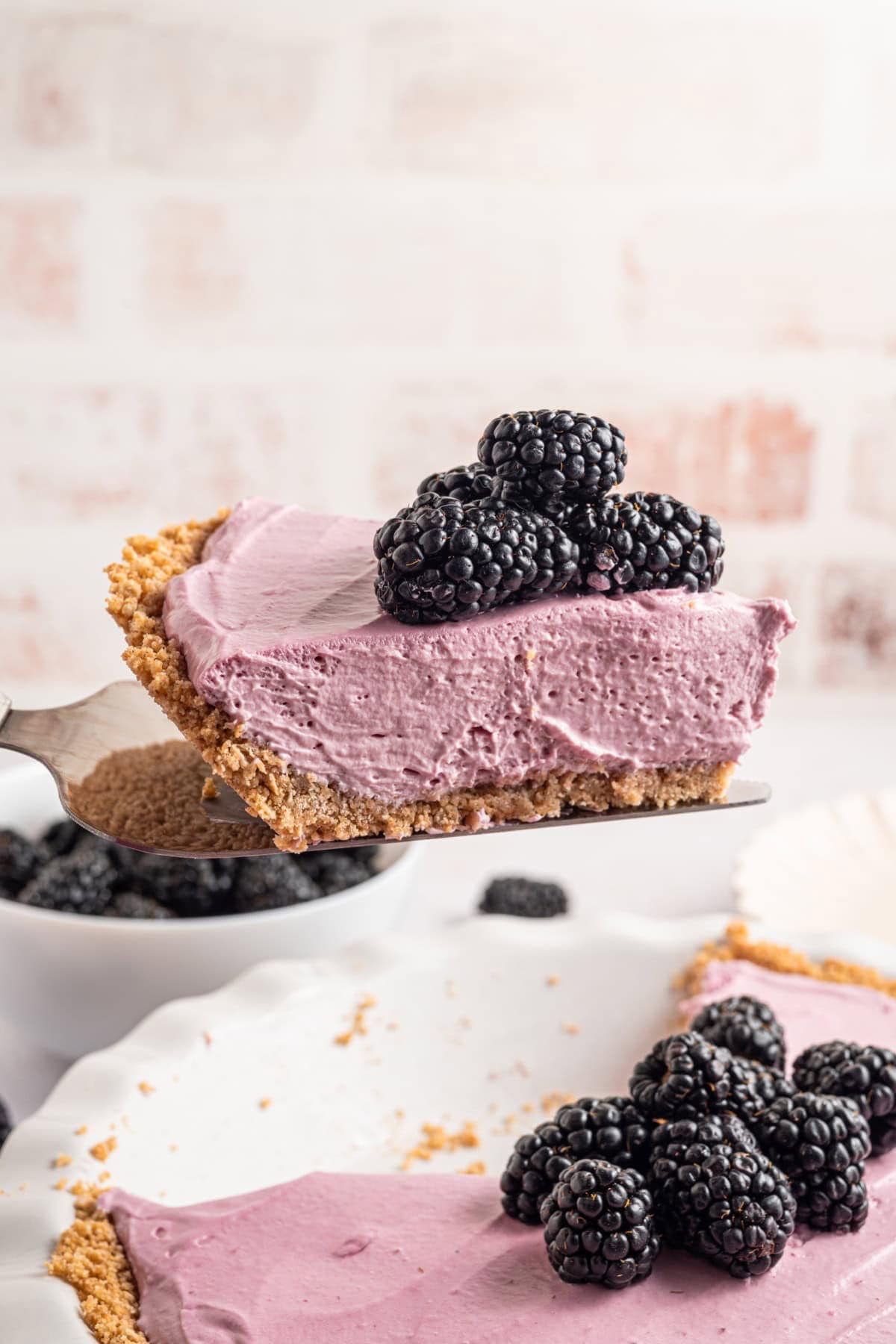 No Bake Blackberry Cream Pie