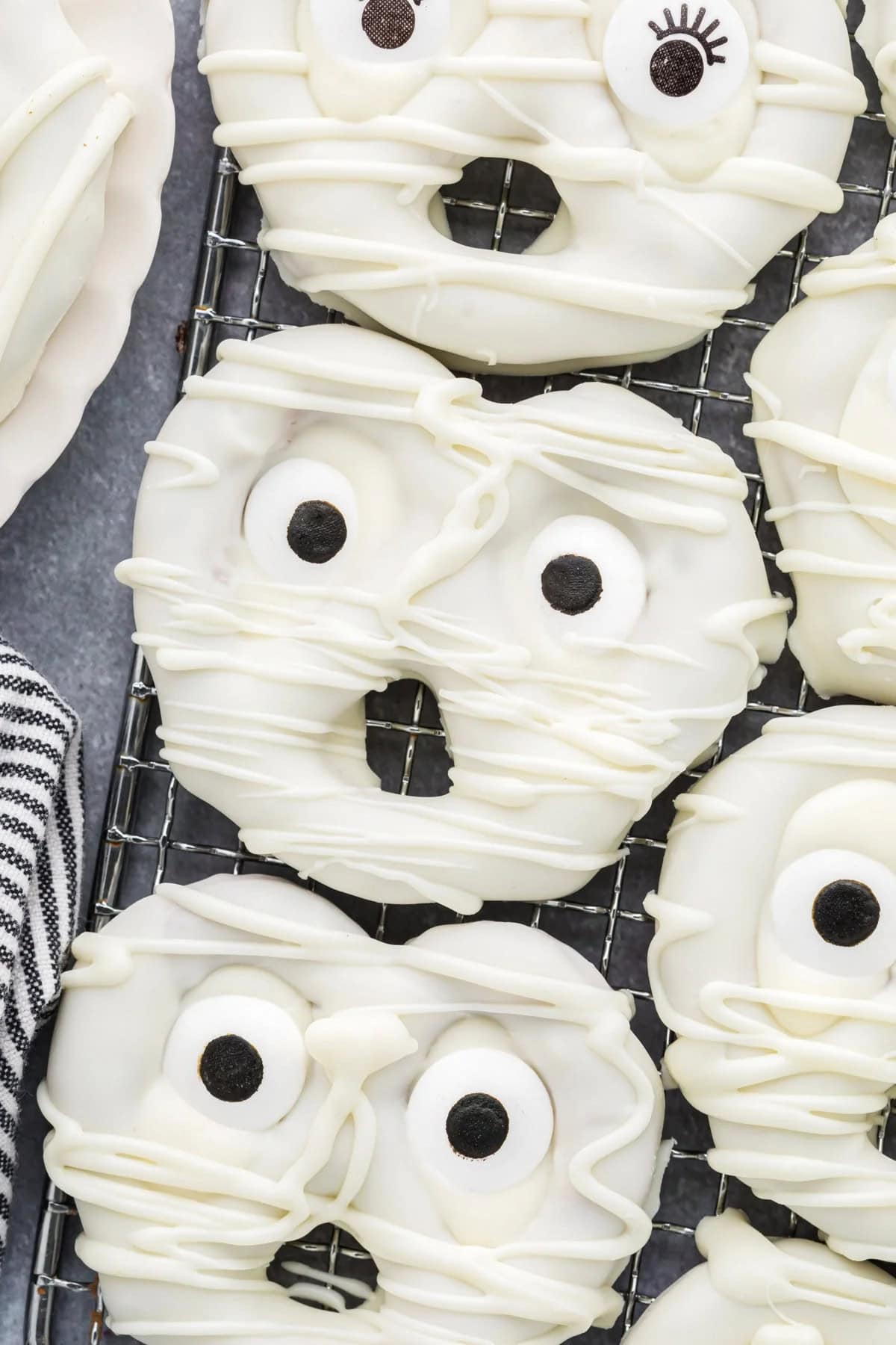 Mummy Pretzels